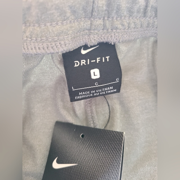 NWT! Youth Nike pants - Picture 8 of 8